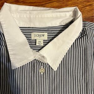J. Crew Striped modern button-up shirt with contrast collar- size 2x